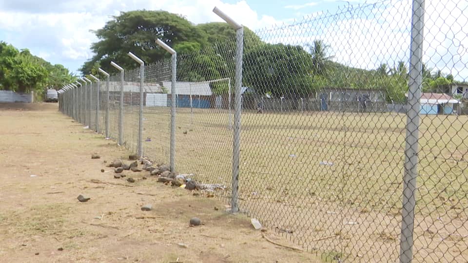image Trois terrains de football à Mohéli ont bénéficié d’une clôture